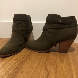 Violet & Red Olive Braided Bootie